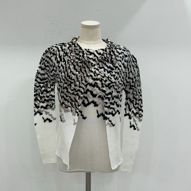 이세이미야케 me 반팔 가디건 set