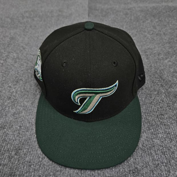 뉴에라 토론토 30주년 모자(급처)