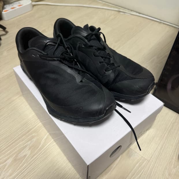 온러닝x파프 클라우드 벤처 블랙입니다(265)