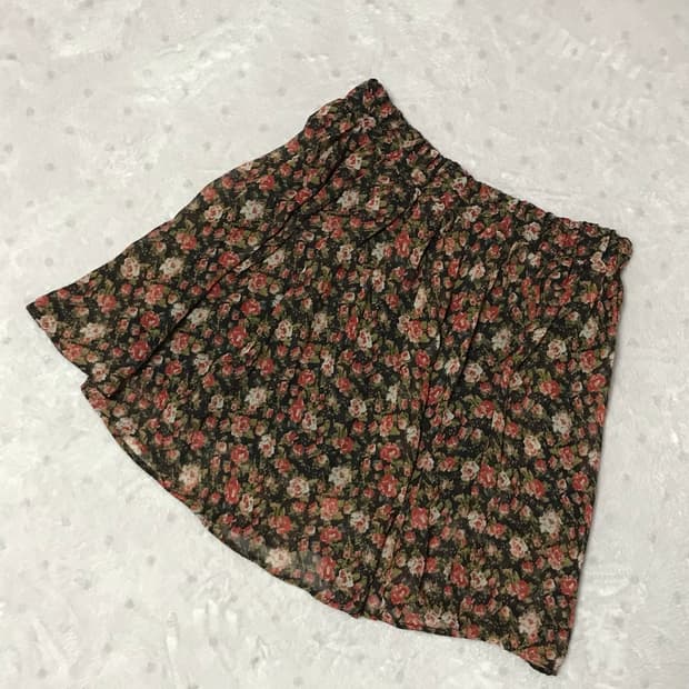 플로럴 미니스커트