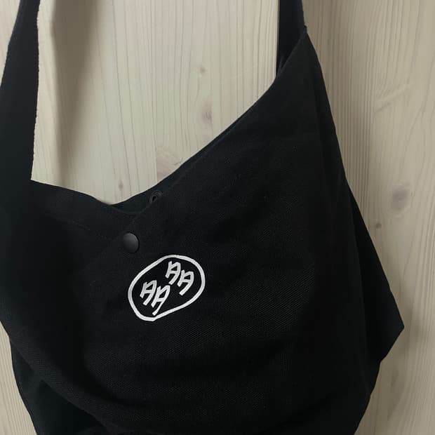 다다이즘 워스트스케이트샵 가방