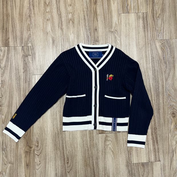 로맨틱 크라운 케이블 가디건 M 우먼스