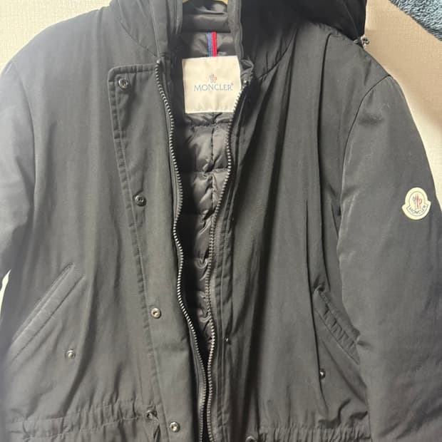 몽클레어 남성 블랙 패딩