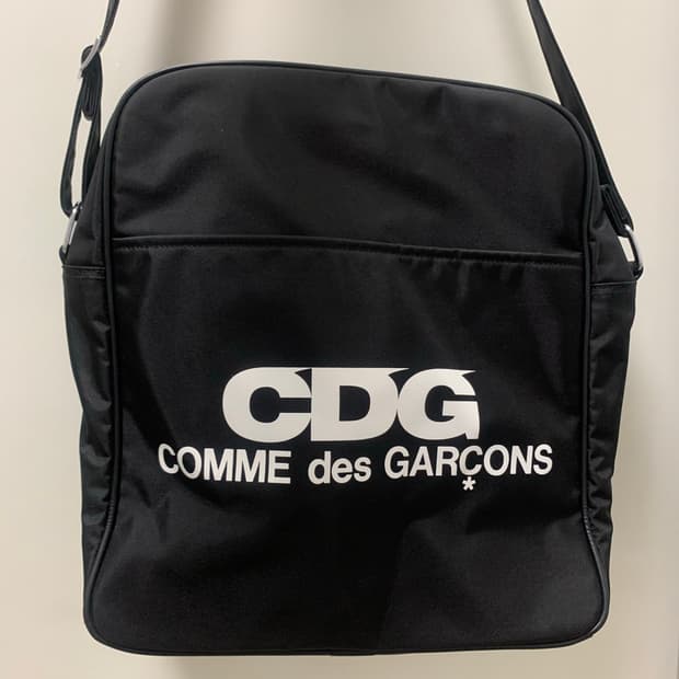 cdg 꼼데가르송 크로스백 M 블랙