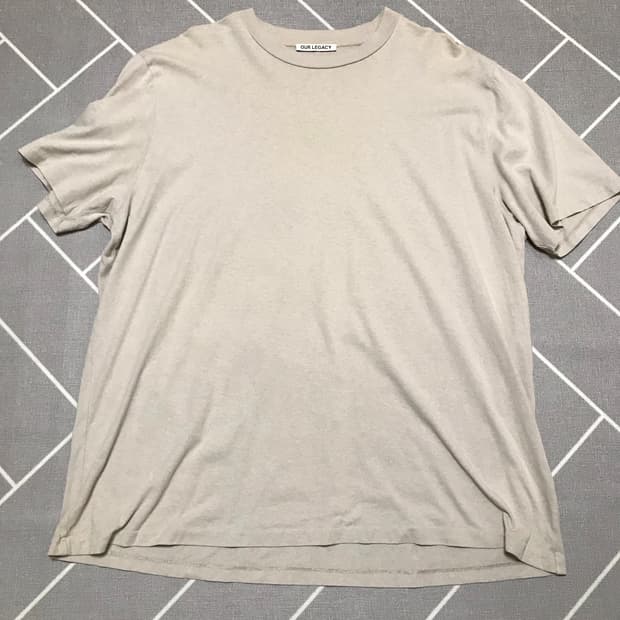 아워레거시 티셔츠 