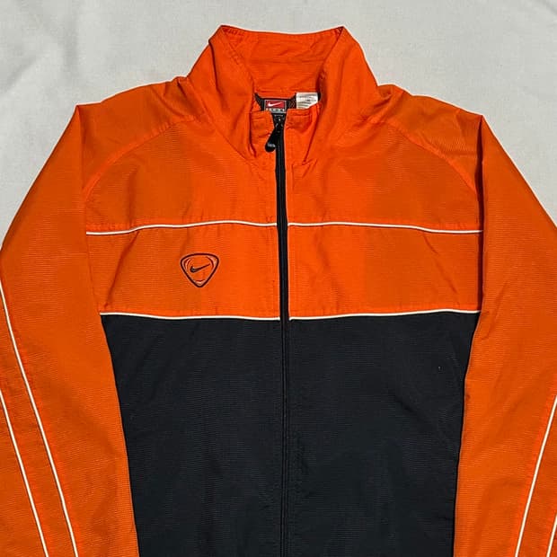 L 나이키 90s 오렌지 블랙 배색 바람막이