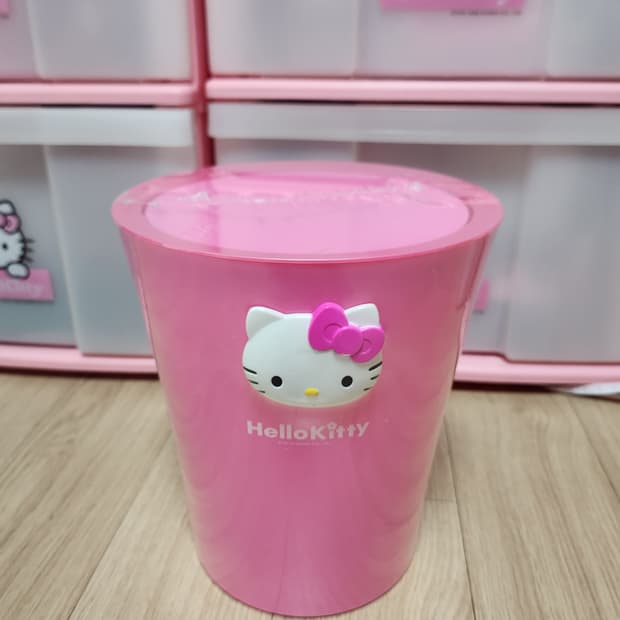 헬로키티 입체 얼굴 보관함 휴지통