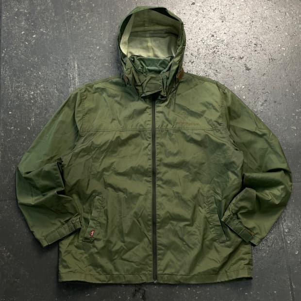 105 리바이스 레드탭 바람막이 