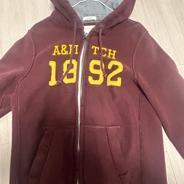 아베크롬비 버건디 후드집업