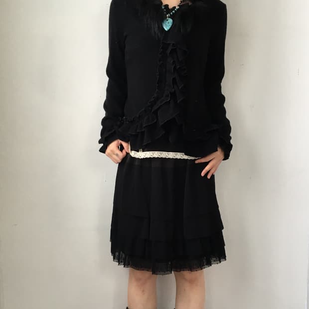 Fake fur point ruffle knit