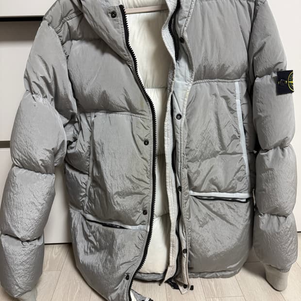 스톤아일랜드 나일론패딩