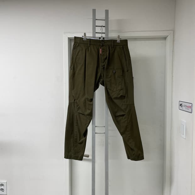 디스퀘어드2 카키 팬츠 44