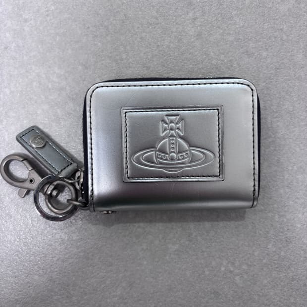 비비안웨스트우드 실버 반지갑