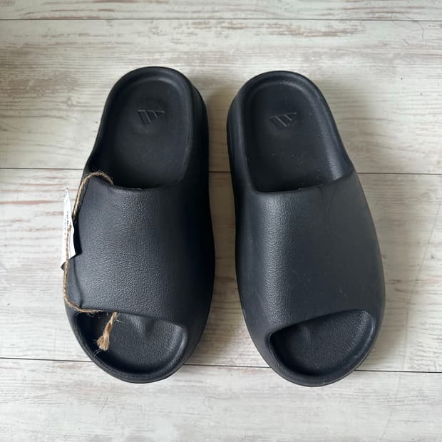 아디다스 이지 슬라이드 블랙 260