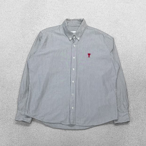 아미 Ami 스몰 하트 자수 로고 스트라이프 셔츠