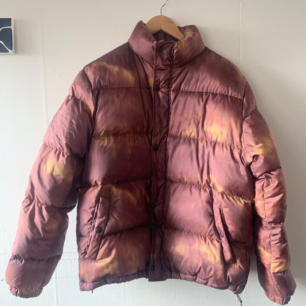 스투시 오로라 패딩 팝니다