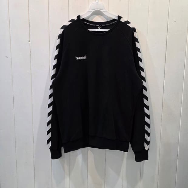 험멜 맨투맨 "HUMMEL"