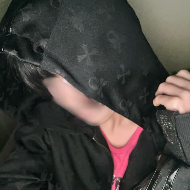 삼선 스컬 프린팅 후드집업