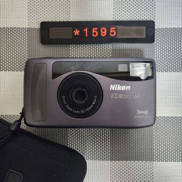 니콘 줌 310 AF 파노라마 블랙바디 필름카메라 파우치포함