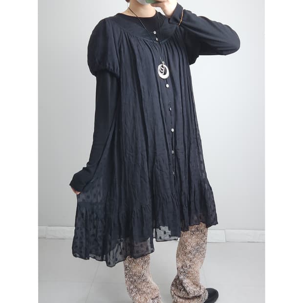 도트 퍼프 롱 블라우스