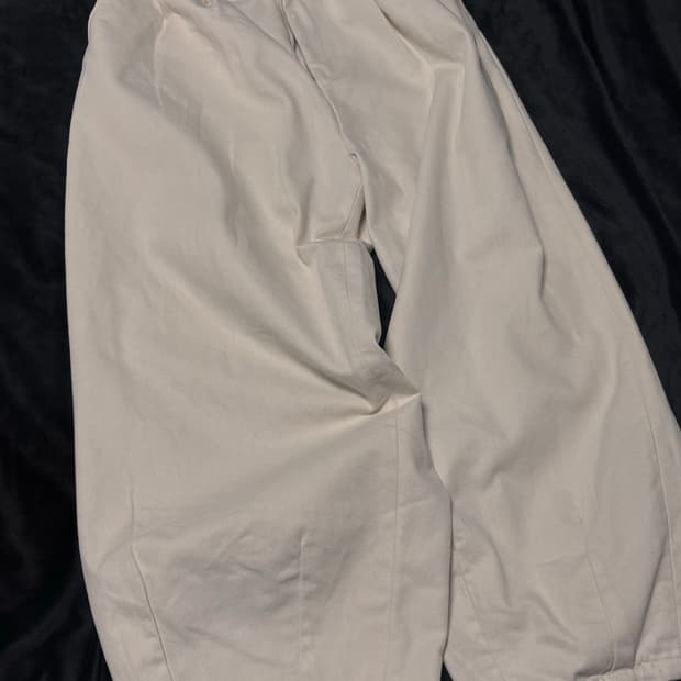 어반스터프 크림팬츠