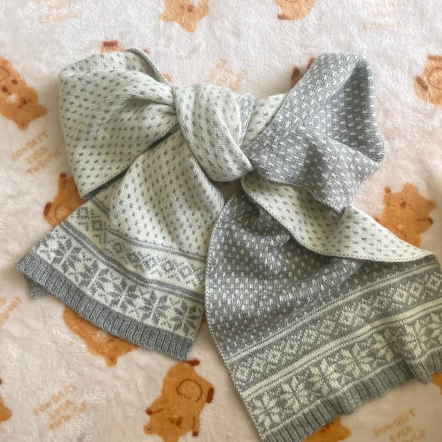 모리걸 빈티지 그레이 눈꽃 노르딕 머플러 🤍🤍