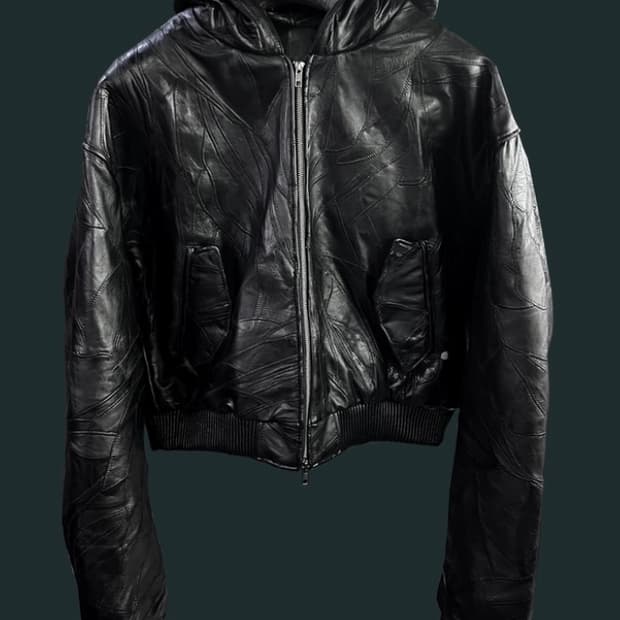 언더마이카 랜덤스티치 레더봄버