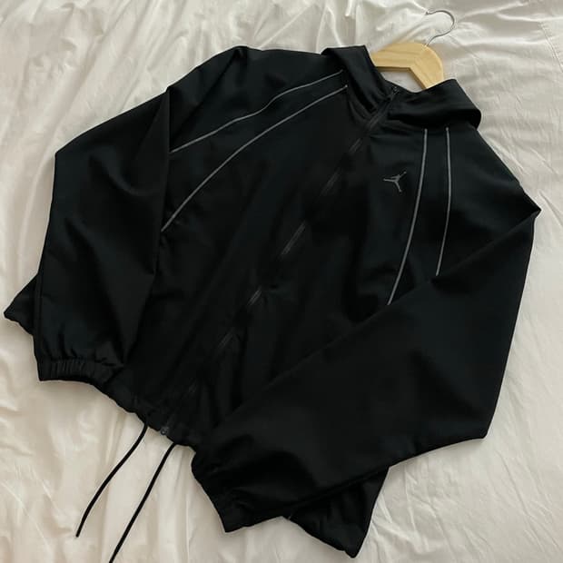 [새상품] 조던 우먼 바람막이 