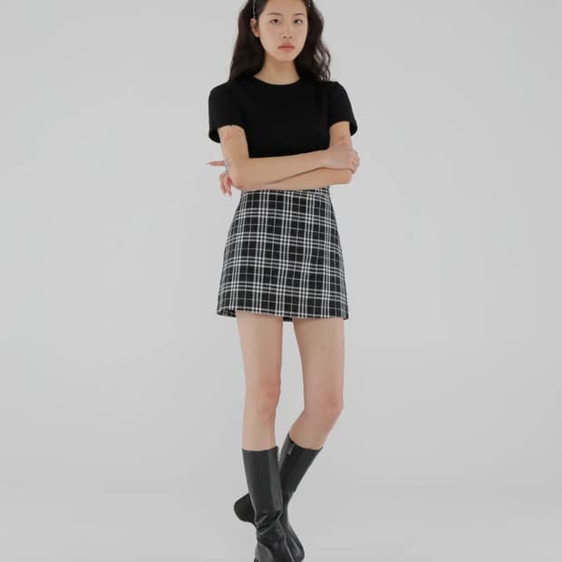 [새상품] 큐리티 GLITTER CHECK MINI SKIRT_BLACK