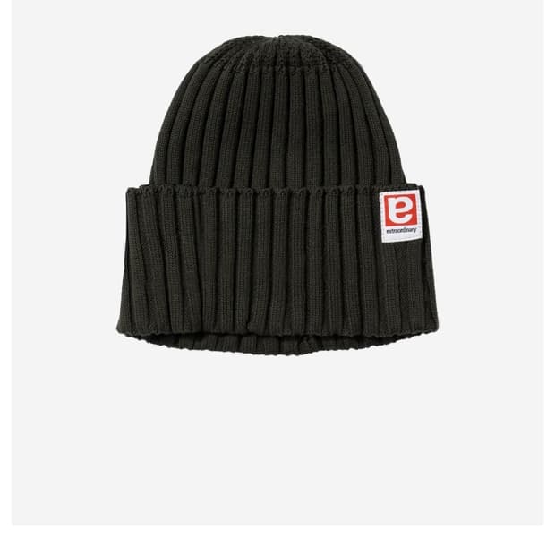 엑스트라오디너리 비니 카키색