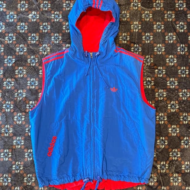 아디다스 리버시블 후드베스트