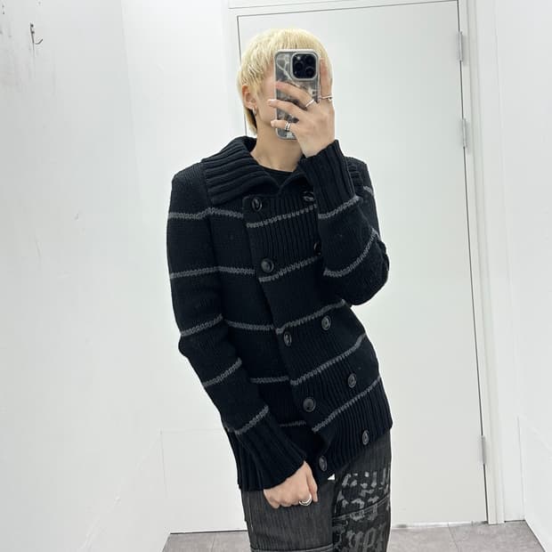 GAP double buttoned cardigan