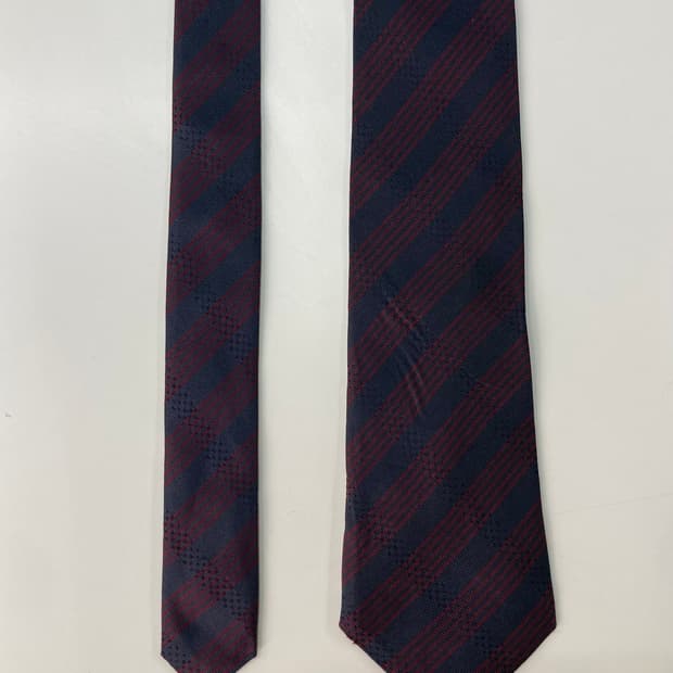 입생로랑 넥타이