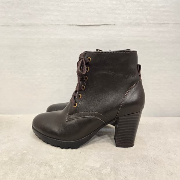 새상품) 에스콰이아 포트폴리오 Portofino 레이스업 앵글 부츠 24