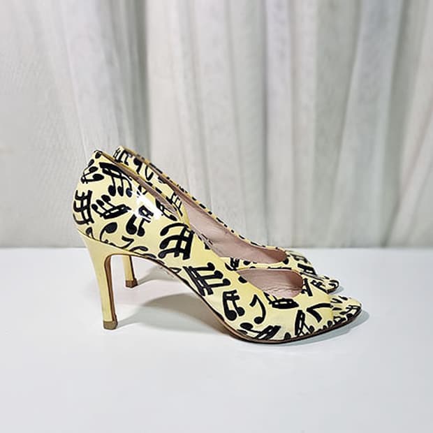 미우미우 샌들 245