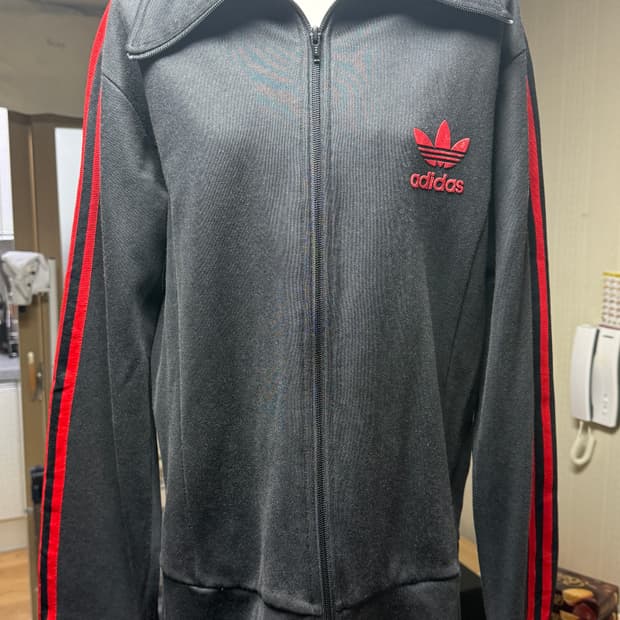 아디다스 유로파 검빨