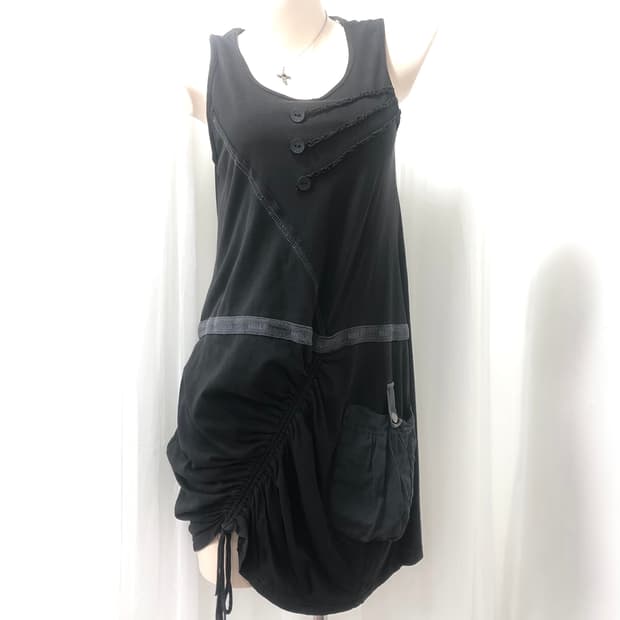 shirring pocket detail black sleeveless 