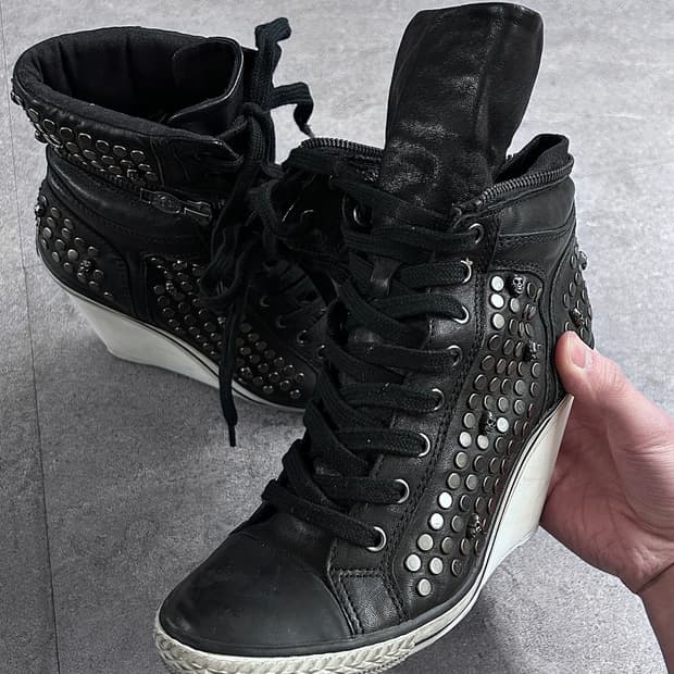 Ash 아쉬 스터드 웨지 힐 하이 스니커즈