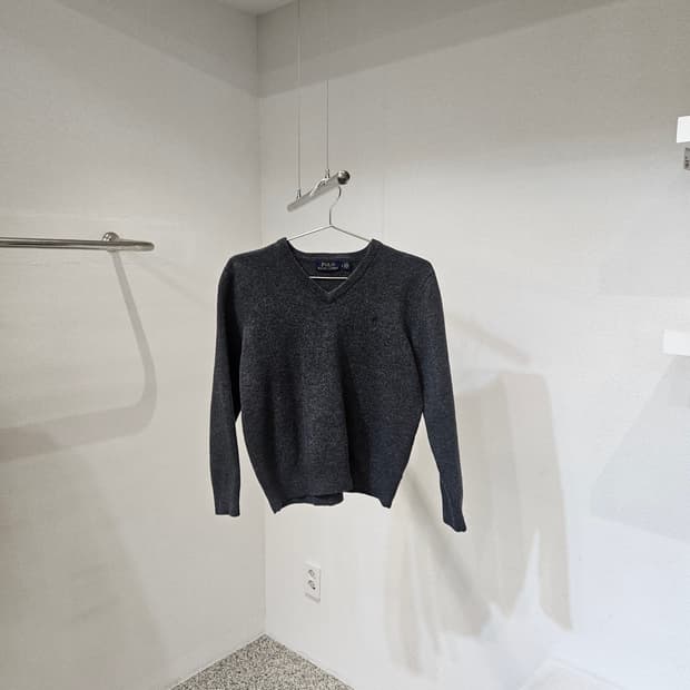 폴로랄프로렌 브이넥 니트