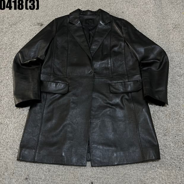 호텔파티큘리에 가죽 자켓