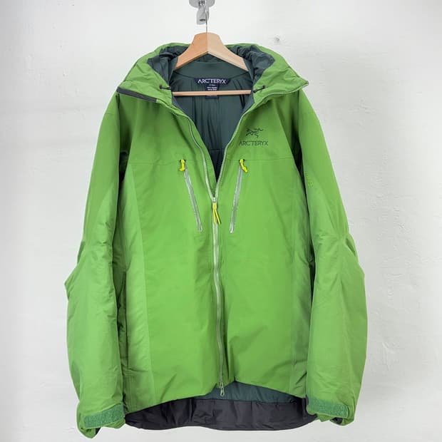 아크테릭스 피션 sv 그린 고어텍스 헤비웨이 자켓