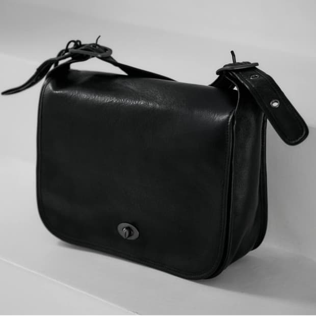 로토코 레더 박스백 새상품