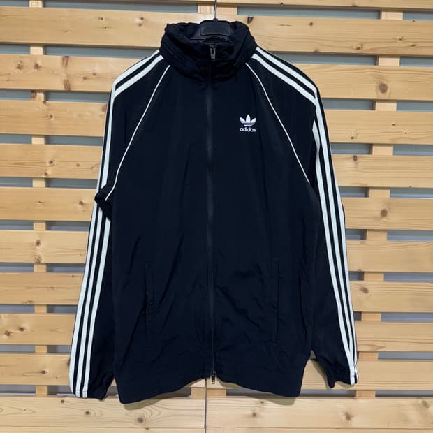 아디다스 바람막이