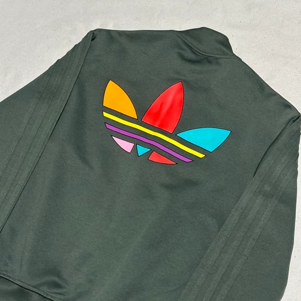 95 아디다스 퍼렐 윌리엄스 카키 트랙탑