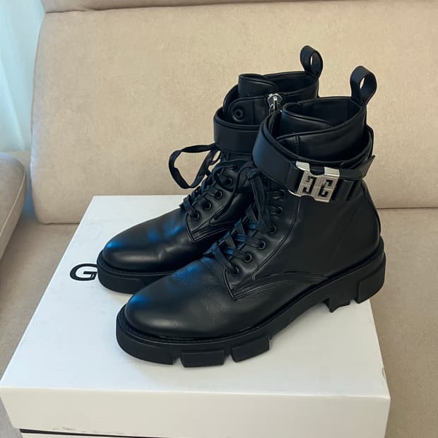 Givenchy boots
