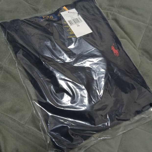 새상품 정품 폴로 맨투맨