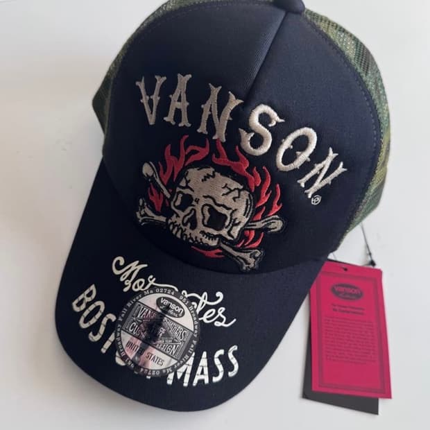 last one/VANSON FIRE CROSS BONE CAP NVCP