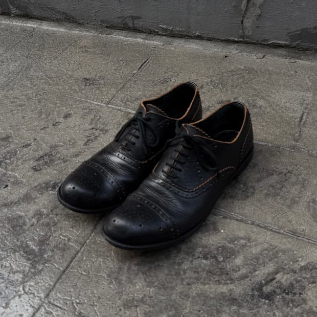 꼼데가르송 옴므 윙팁 우드솔 더비슈즈