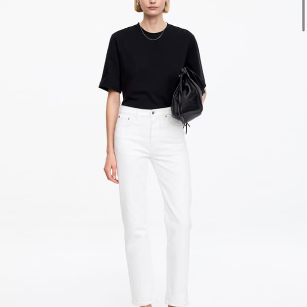 ARKET 제이드 크롭트 슬림 진이에요 화이트 / 27 새상품  저번주에