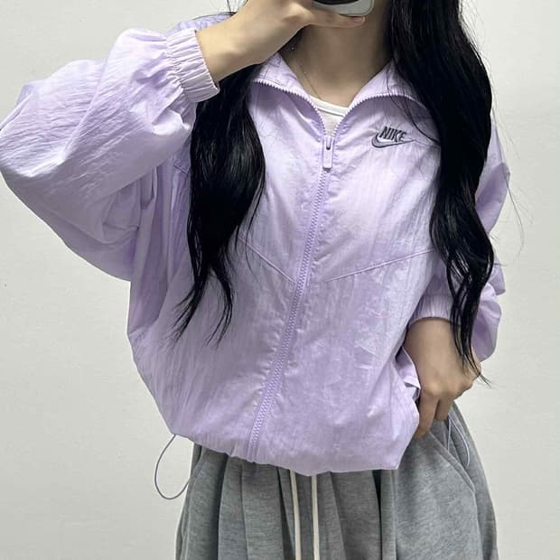 나이키 신형 에센셜 퍼플 걸즈 우븐 윈드브레이커 자켓 바람막이(S)